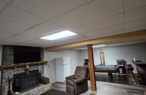 Zionville Cabin | Peaceful Mountain Cabin over 4,600 ft elevation