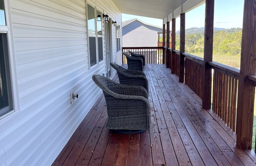 Franklin House | Peaceful Mountain Oasis