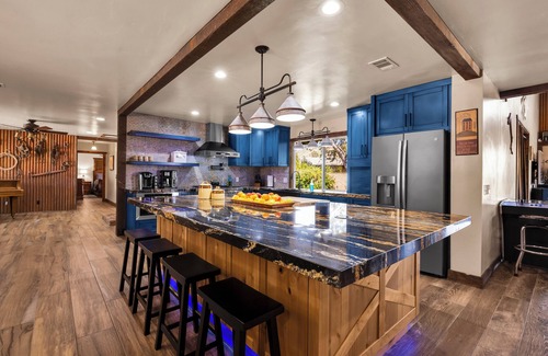 Morongo Valley House | Peaceful paradise awaits- Plenty of space for family, friends, or a retreat!