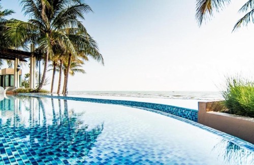 Hua Hin Apartment | Peaceful Pool-access room - Q seaside Hua Hin
