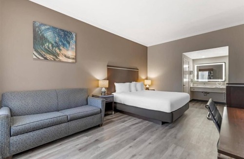 North Redondo Hotel | Peaceful Redondo Beach Escape w/Cozy King Bed & Relaxing Jacuzzi – Perfect Stay