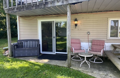 East Leroy House | Peaceful & Relaxing Battle Creek Lake House┃Kayaks, Paddle Boards & Fire Pit