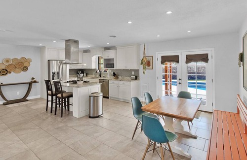 El Paso House | Peaceful retreat on a quiet cul de sac.