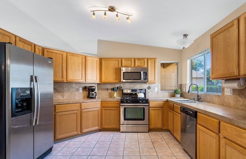 Rita Ranch House | Peaceful Valley - Rita Ranch/Tucson- 3BR/2BA/PrivatePool/NearShops&Restaurants