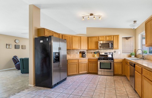 Rita Ranch House | Peaceful Valley - Rita Ranch/Tucson- 3BR/2BA/PrivatePool/NearShops&Restaurants