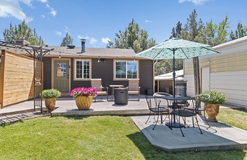 Alfalfa House | Peaceful Wilderness Retreat! 1 BDR East of Bend, Close to Hiking Trails