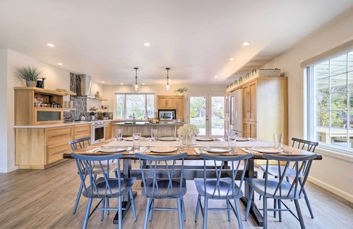 Santa Rosa House | Peaceful Windsor Retreat w/Private Hot Tub!