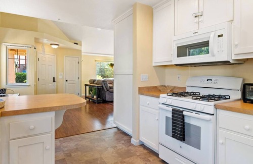 San Luis Obispo House | Peach Street Bungalow
