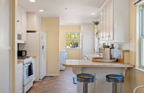San Luis Obispo House | Peach Street Bungalow