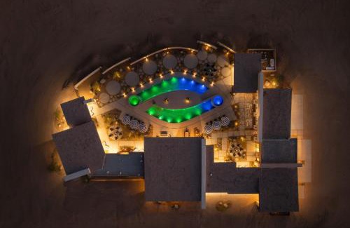 Panorama Heights Resort | Peak by Fieldtrip 8 BR Modern Oasis 2 Pools
