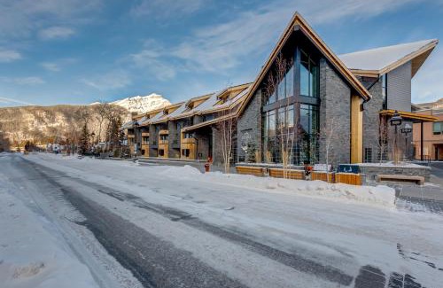 Banff Hotel | Peaks Hotel and Suites