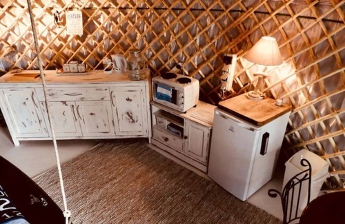 Emsworth Apartment | ‘PEARL’ a luxury waterside yurt with harbour views