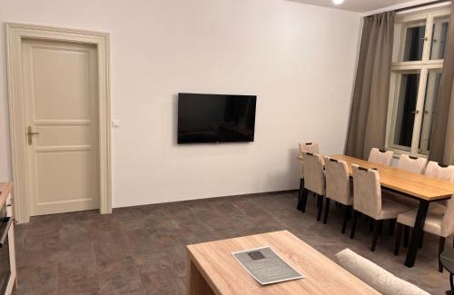 Plzen Apartment | Pearl Bee Deluxe Suites