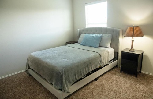 Pearland Villa | Pearland Home Texas with walking distance to the trail