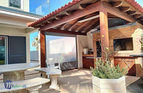 Porto Moniz House | PEARLS BEACH VILLA