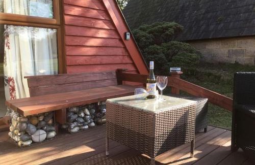 Martin Ski Chalet | Pebbles Seaside Lodge