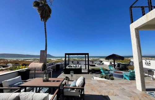 Ensenada House | "Pedazo de Cielo" is a Beach Front house with Private Pool in Ensenada BC.