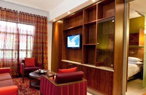 Empangeni Hotel | Peermont Metcourt at Umfolozi, Empangeni