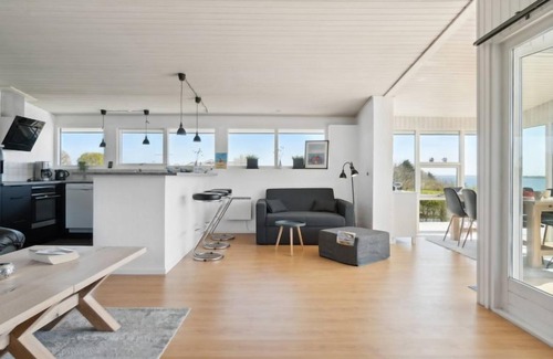 Hurup Thy House | "Peetu" - 200m to the fjord by Interhome