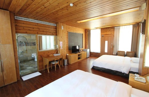 Guoxing Resort | Pei Kong Creek Resort