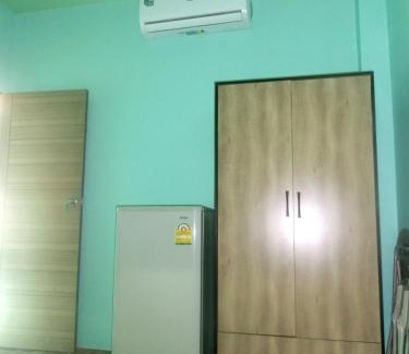 Talat Yai Apartment | Pek House