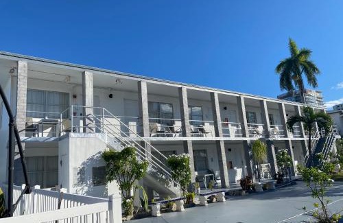 Pompano Beach Hotel | Pelican By The Sea