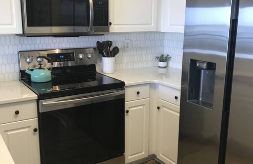 Fort Walton Beach Condo | Pelican Isle 109,Beachfront,Direct water view, FREE Beach Service!
