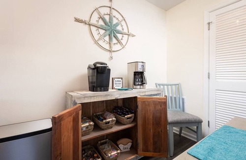 Kitty Hawk Condo | Pelican's Nook/King Bed/Community Pool-Tennis-PB