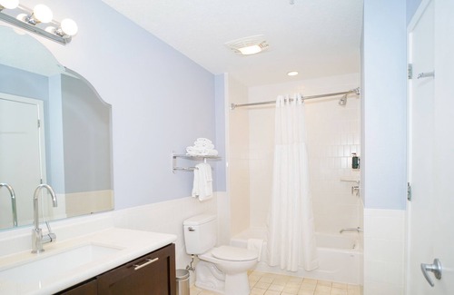 Celebration Apartment | PELOTON BIKE Pet-Friendly 1Bedroom Apartment near Disney