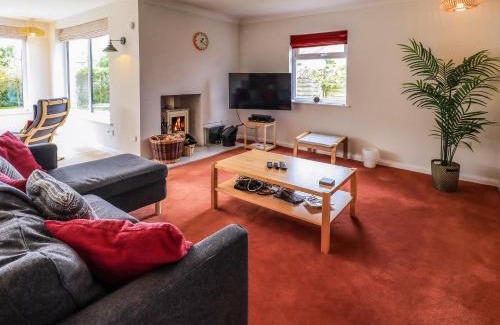 Cartmel House | Pembroke