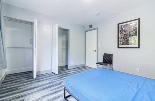 Pembroke Pines Condo | Pembroke Pines 2/2 condo, spacious, fully updated and family-friendly.