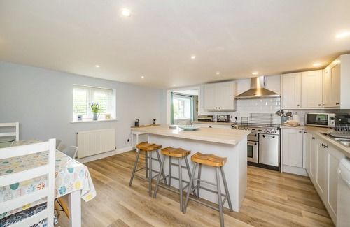 Saint Gennys Cottage | PENBARDEN BARN, family friendly, with open fire in Crackington Haven