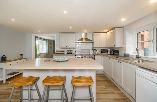 Saint Gennys Cottage | PENBARDEN BARN, family friendly, with open fire in Crackington Haven