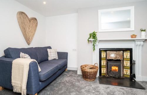 Pentir House | Pencefn Cottage