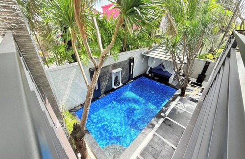 Laksmana Villa | PENELOPY VILLA 1 NEAR EAT STREET OBEROI.