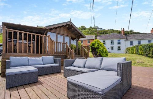 Tan-y-groes House | Pengwern