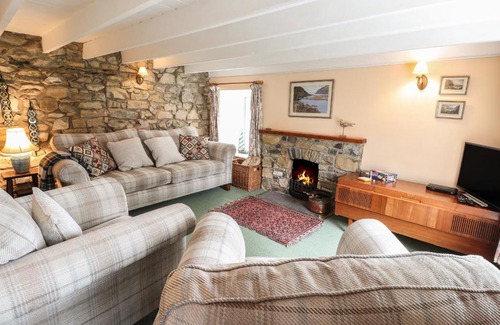 Newport House | Penllain