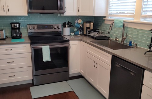 South Pensacola House | Pensacola Breeze/Downtown