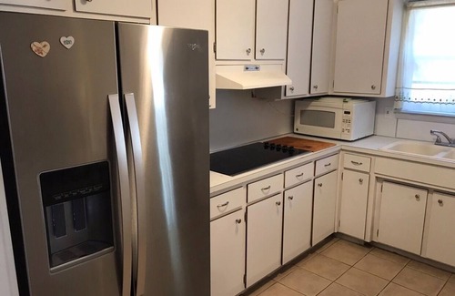 Northeast Pensacola House | Pensacola Charmer! 3-bedroom house with AC and WiFi in fabulous Pensacola!