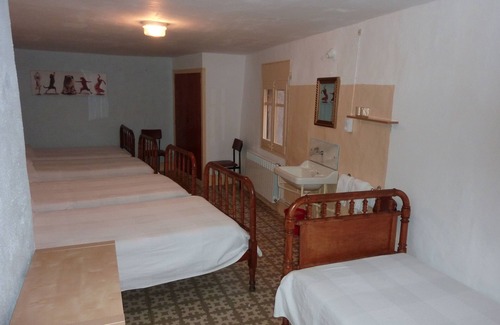 Ribes De Freser House | Pensión Fonda Vilalta