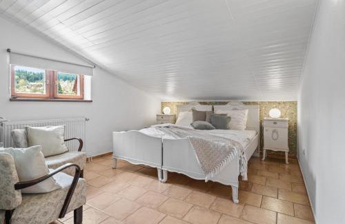Vetrni House | Pension a restaurace Regina