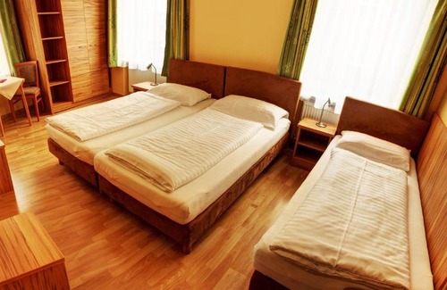 Elisabeth-Vorstadt Bed & Breakfast | Pension Jahn