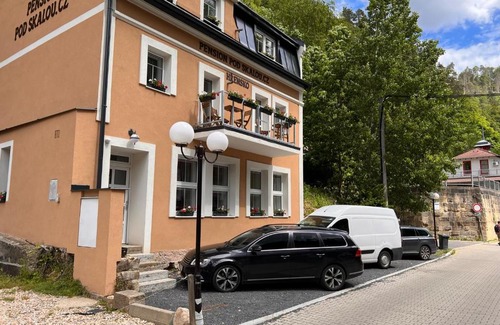 Hrensko House | PENSION POD SKALOU
