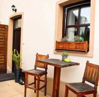 Dolni Pocernice House | Pension U Hastrmana