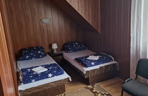 Komancza House | Pensjonat w Łupkowie