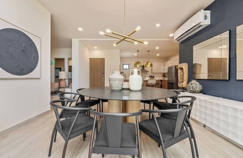 El Tezal Apartment | Pentgarden - 5 BD Near the Beach