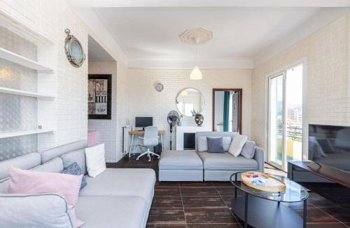 Cimiez Apartment | PENTHOUSE 2Bedroms 6pax- Views 45m2 Terrace