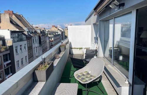 Altstadt-Nord Apartment | Penthouse at Cologne Cathedral