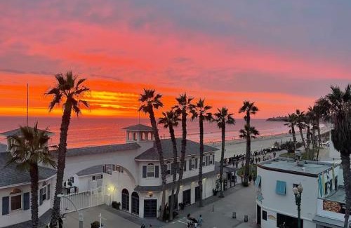 Pacific Beach Apartment | Penthouse at Pacific Beach Crystal Pier