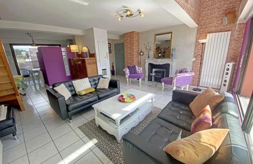 Lorient Apartment | Penthouse au cœur de Lorient avec terrasses, spa, parking sécurisé et proche des plages - FR-1-349-225